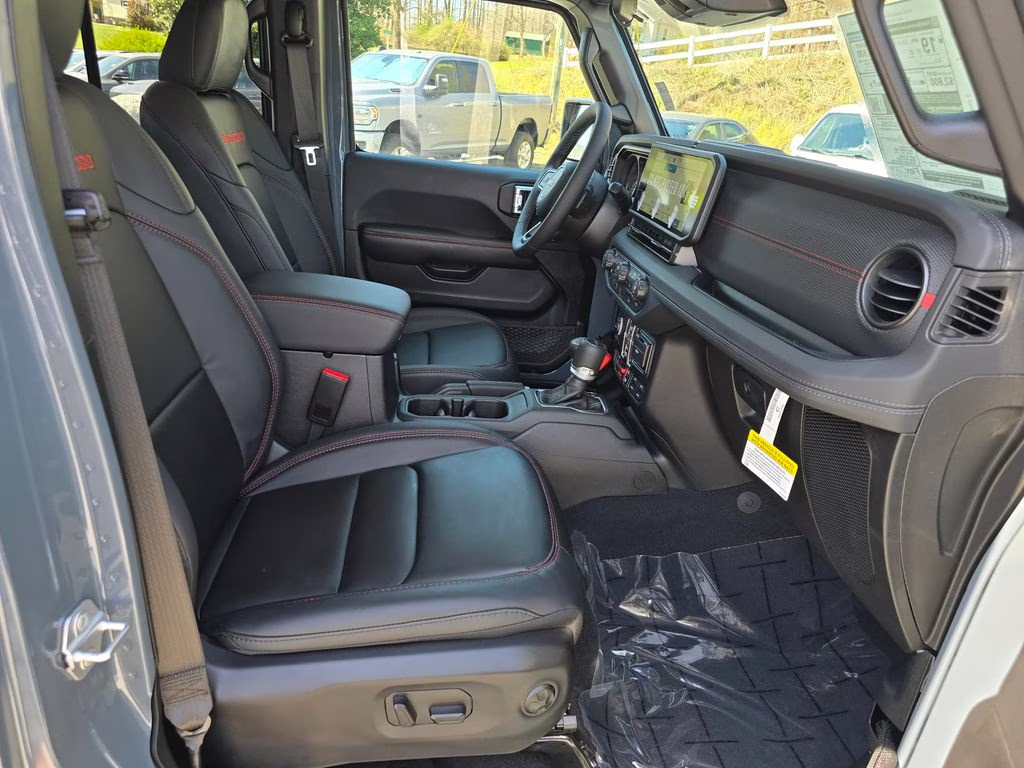 2026 Anvil Clearcoat Jeep Gladiator Rubicon 4X4 Truck