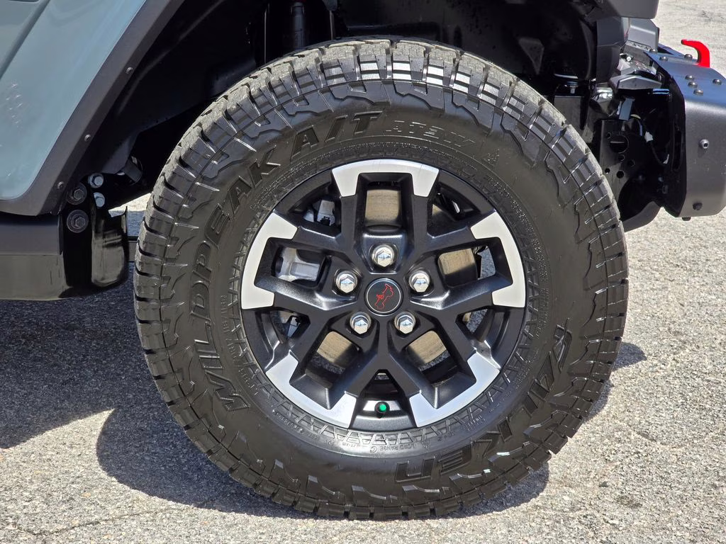 2026 Anvil Clearcoat Jeep Gladiator Rubicon 4X4 Truck