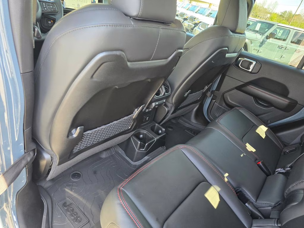 2026 Anvil Clearcoat Jeep Gladiator Rubicon 4X4 Truck