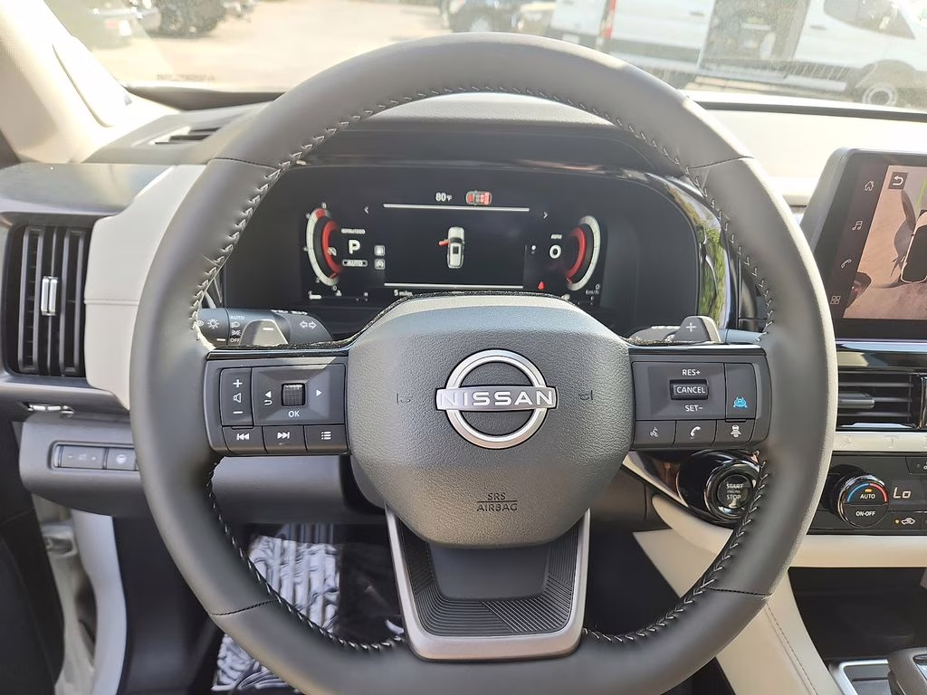 2026 Everest White Pearl Tricoat Nissan Pathfinder SL 4X4 SUV