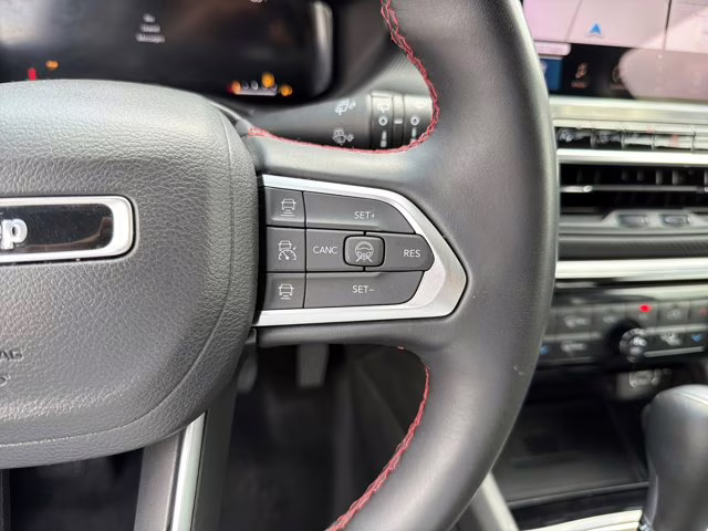 2022 Billet Silver Metallic Clearcoat Jeep Compass Trailhawk 4X4 SUV