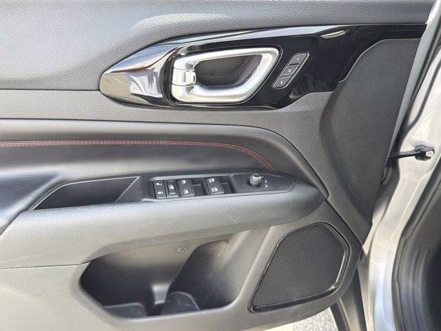 2022 Billet Silver Metallic Clearcoat Jeep Compass Trailhawk 4X4 SUV