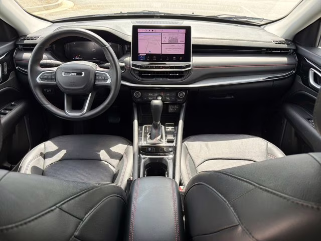 2022 Billet Silver Metallic Clearcoat Jeep Compass Trailhawk 4X4 SUV