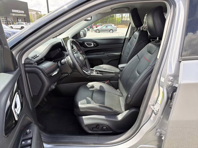 2022 Billet Silver Metallic Clearcoat Jeep Compass Trailhawk 4X4 SUV