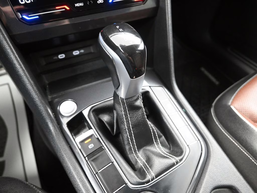 2023 Opal White Volkswagen Tiguan 2.0T SEL R-Line AWD SUV