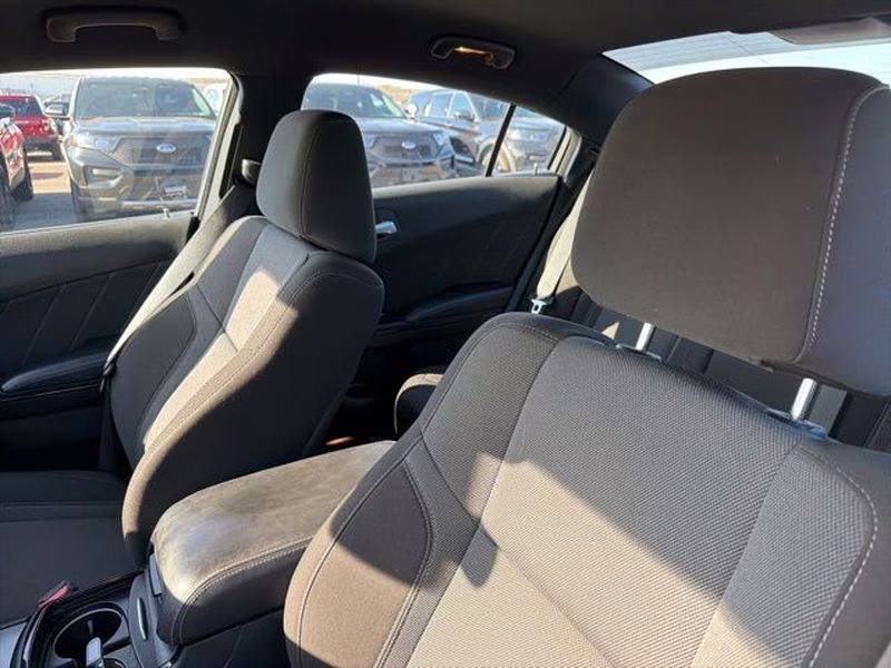 2020 Sinamon Stick Dodge Charger SXT RWD Sedan