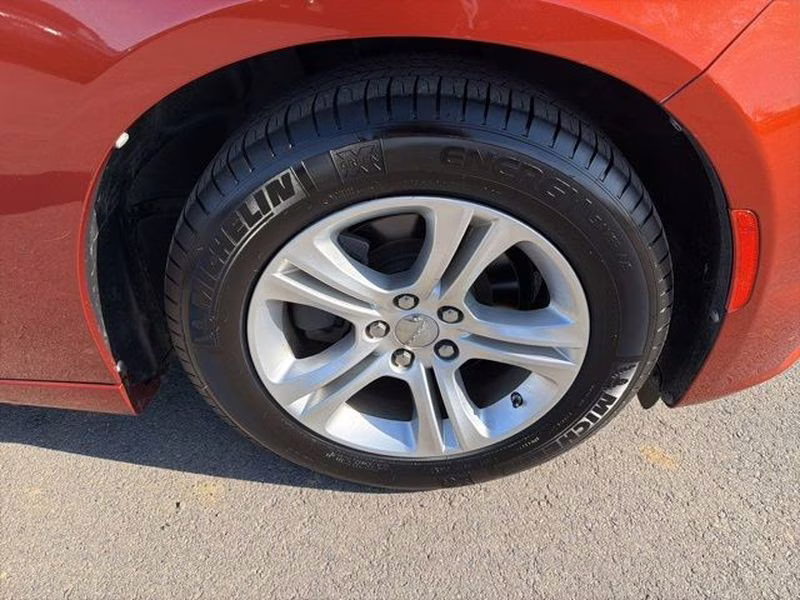 2020 Sinamon Stick Dodge Charger SXT RWD Sedan