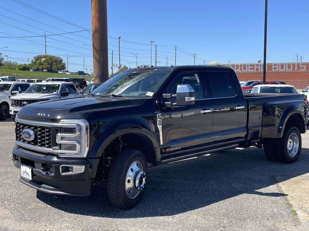 2026 Agate Black Metallic Ford Super Duty F-450 DRW Platinum 4X4 Truck