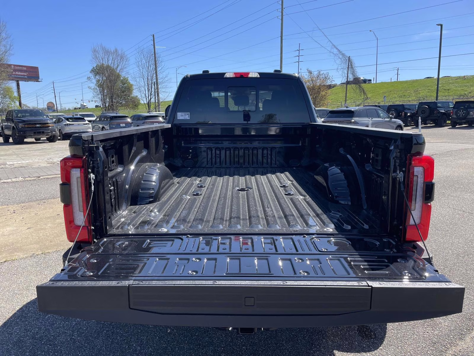 2026 Agate Black Metallic Ford Super Duty F-450 DRW Platinum 4X4 Truck