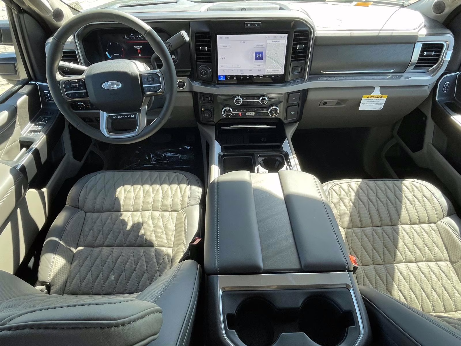 2026 Agate Black Metallic Ford Super Duty F-450 DRW Platinum 4X4 Truck