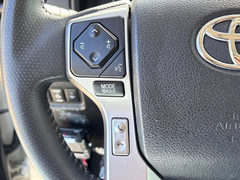 2022 White Toyota 4Runner SR5 Premium 4X4 SUV