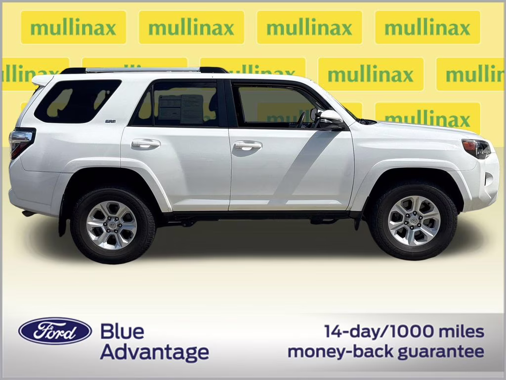 2022 White Toyota 4Runner SR5 Premium 4X4 SUV