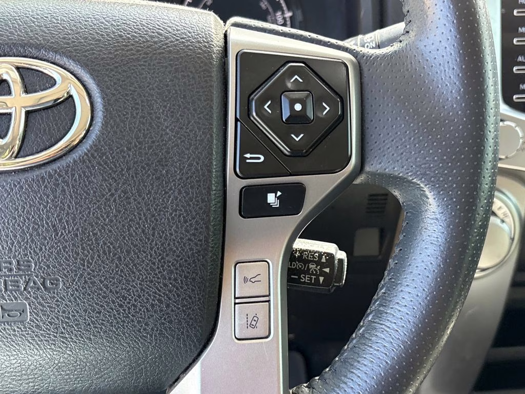 2022 White Toyota 4Runner SR5 Premium 4X4 SUV