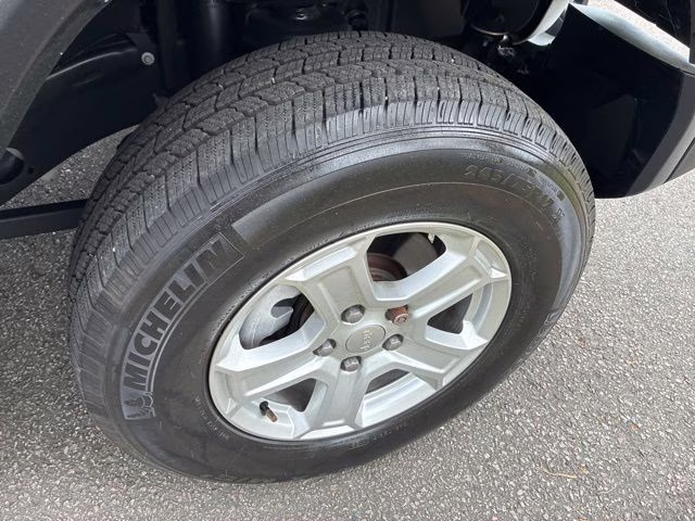 2020 Bright White Clearcoat Jeep Wrangler Unlimited Sport S 4X4 SUV