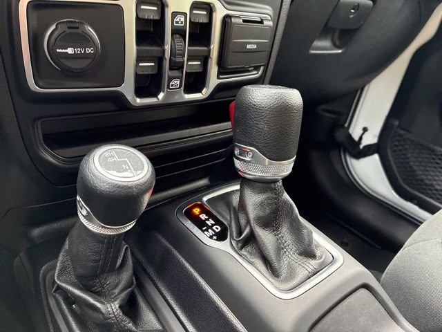 2020 Bright White Clearcoat Jeep Wrangler Unlimited Sport S 4X4 SUV