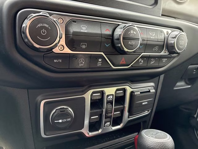 2020 Bright White Clearcoat Jeep Wrangler Unlimited Sport S 4X4 SUV