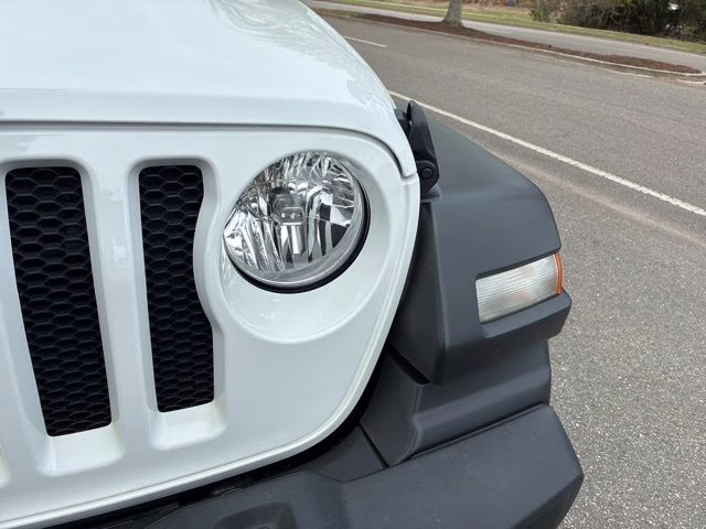 2020 Bright White Clearcoat Jeep Wrangler Unlimited Sport S 4X4 SUV