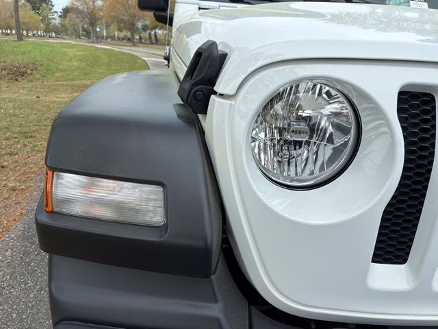 2020 Bright White Clearcoat Jeep Wrangler Unlimited Sport S 4X4 SUV