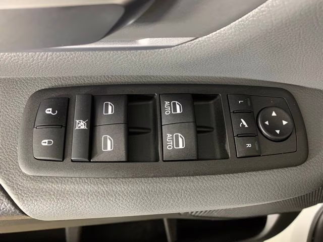 2023 Bright White Clearcoat Ram 1500 Big Horn 4X4 Truck