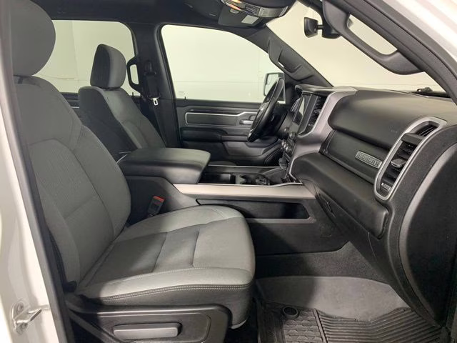 2023 Bright White Clearcoat Ram 1500 Big Horn 4X4 Truck