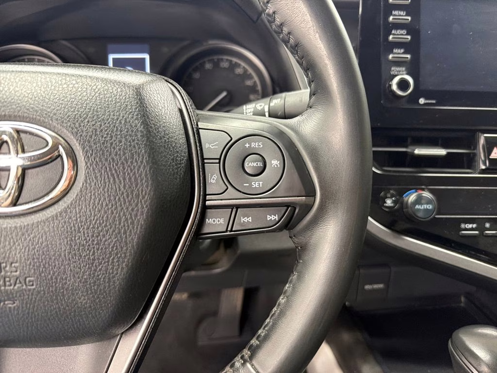 2023 Predawn Gray Mica Toyota Camry SE FWD Sedan