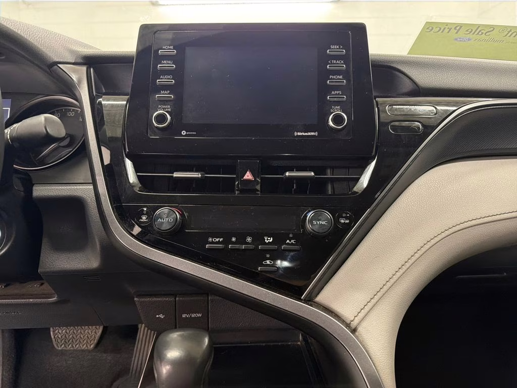 2023 Predawn Gray Mica Toyota Camry SE FWD Sedan