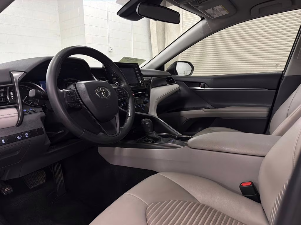 2023 Predawn Gray Mica Toyota Camry SE FWD Sedan