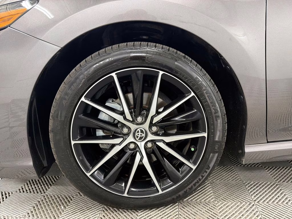 2023 Predawn Gray Mica Toyota Camry SE FWD Sedan