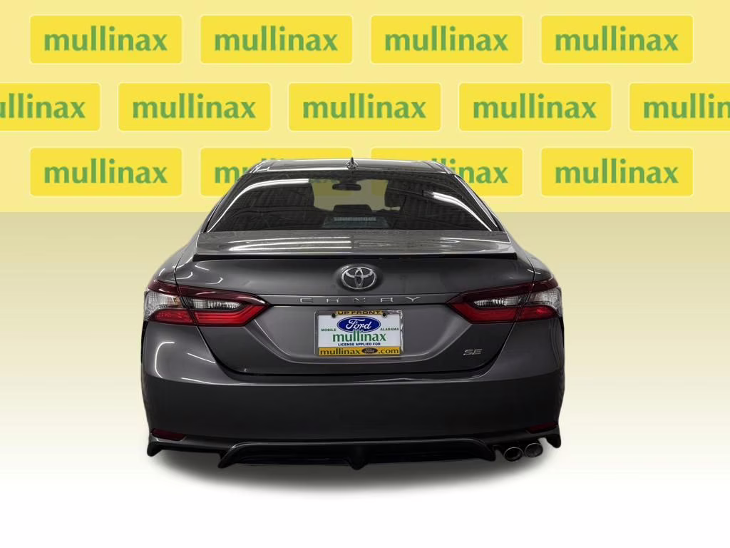 2023 Predawn Gray Mica Toyota Camry SE FWD Sedan