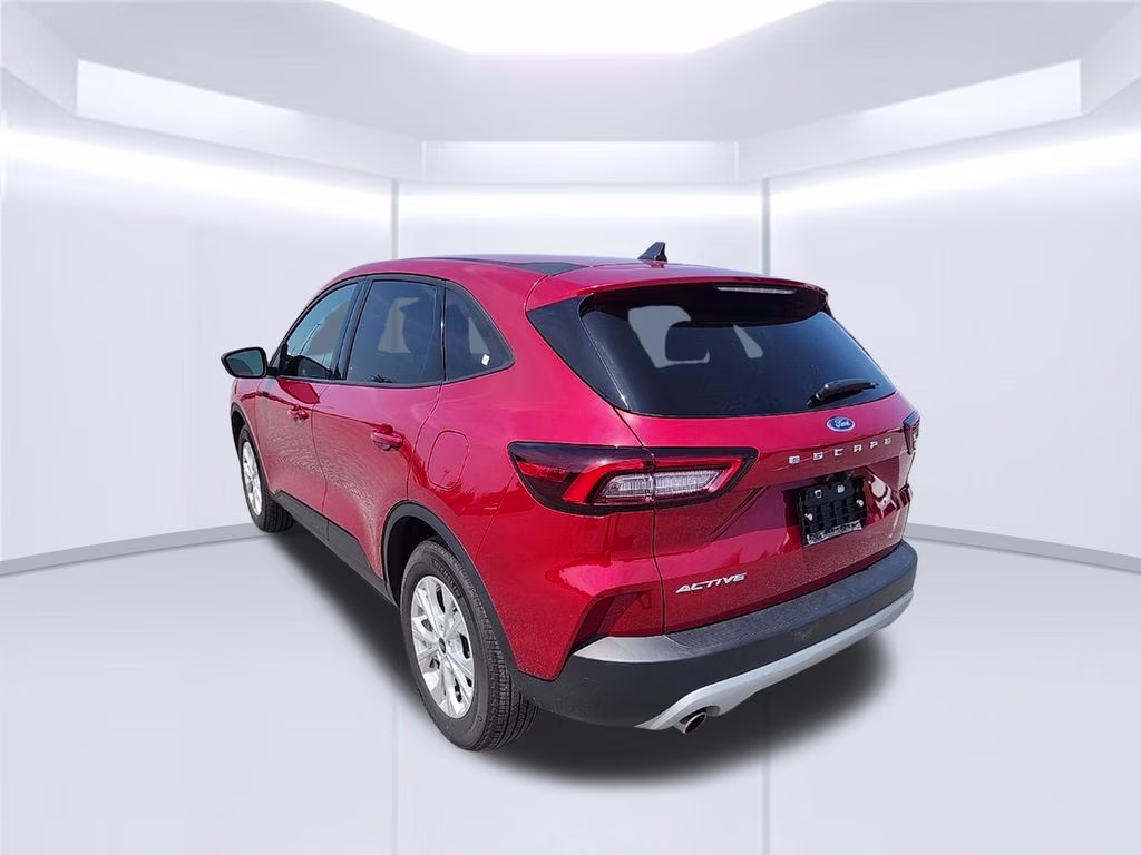 2025 Rapid Red Metallic Tinted Clearcoat Ford Escape Active FWD SUV