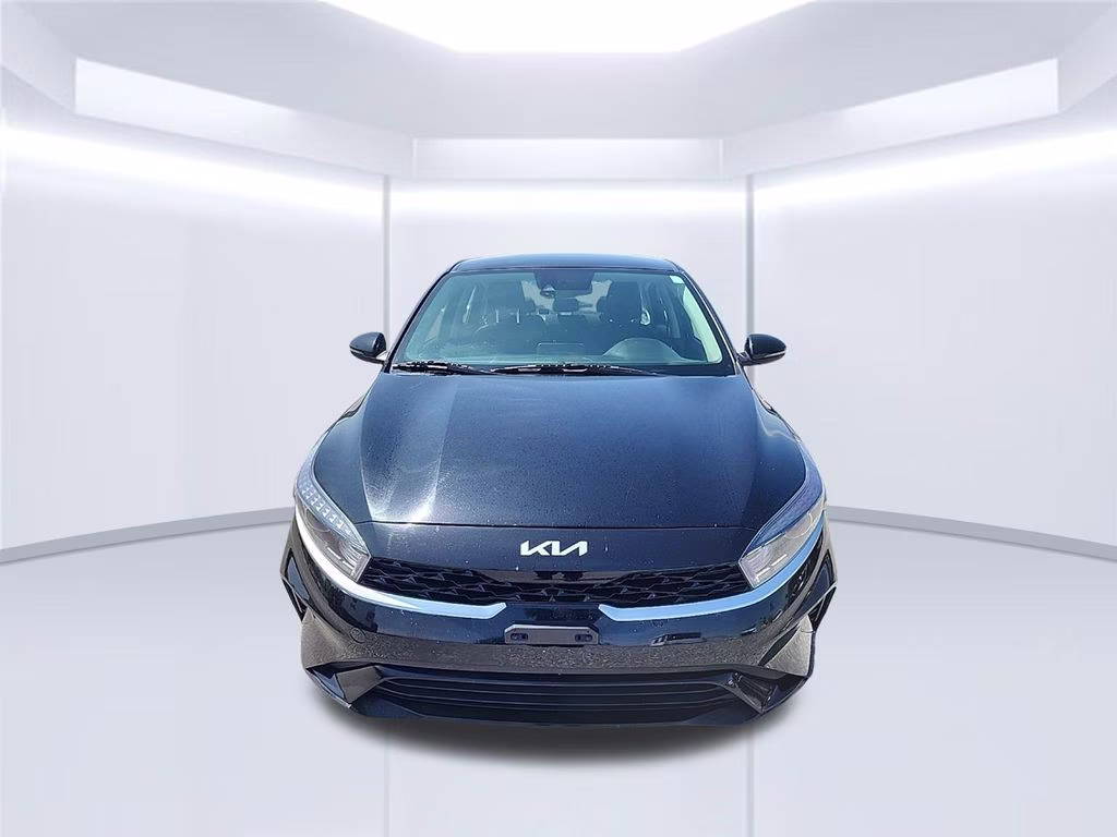 2023 Snow White Pearl Kia Forte GT-Line FWD Sedan