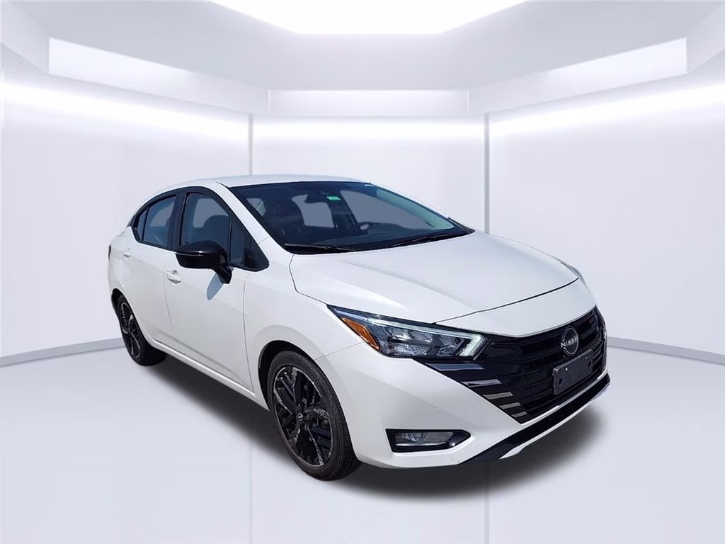 2024 Aspen White Tricoat Nissan Versa 1.6 SR FWD Sedan