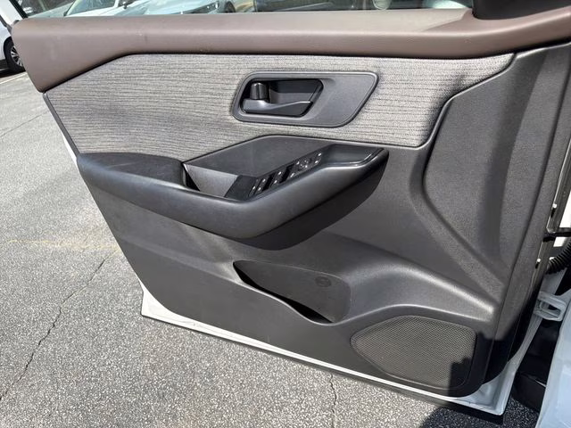 2023 Glacier White Nissan Rogue S FWD SUV