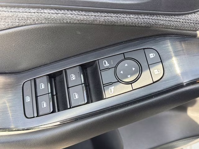 2023 Glacier White Nissan Rogue S FWD SUV