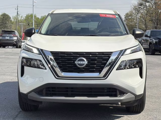 2023 Glacier White Nissan Rogue S FWD SUV