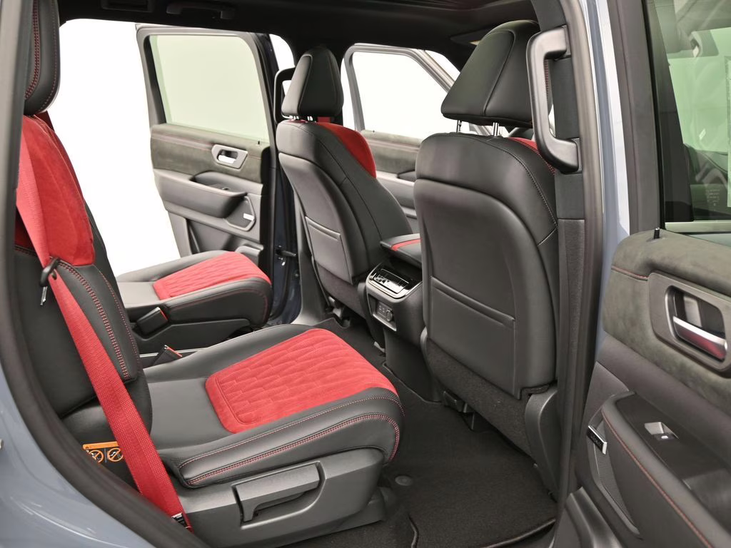 2026 NISMO Stealth Gray/Super Black Nissan Armada NISMO 4X4 SUV