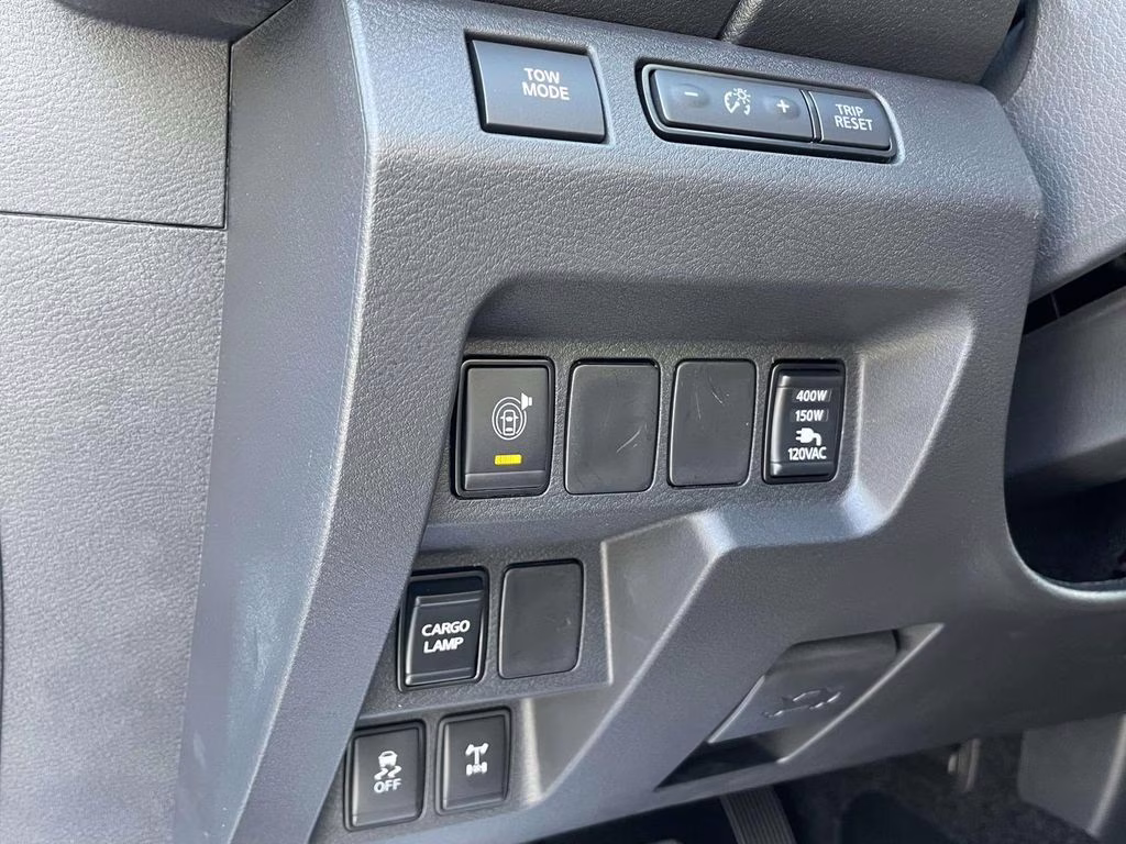 2026 Glacier White Nissan Frontier PRO-4X 4X4 Truck