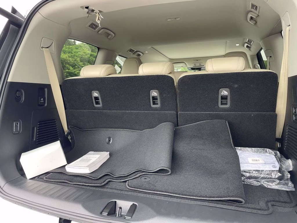 2026 Aspen White Tricoat Nissan Armada Platinum RWD SUV