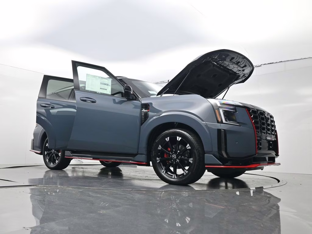 2026 NISMO Stealth Gray/Super Black Nissan Armada NISMO 4X4 SUV