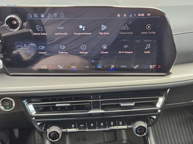 2026 Sterling Gray Metallic Chevrolet Traverse LT FWD SUV