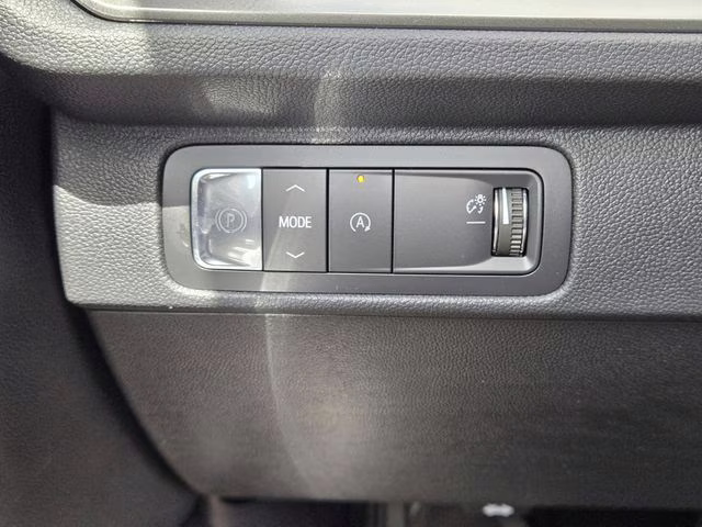 2026 Sterling Gray Metallic Chevrolet Traverse LT FWD SUV