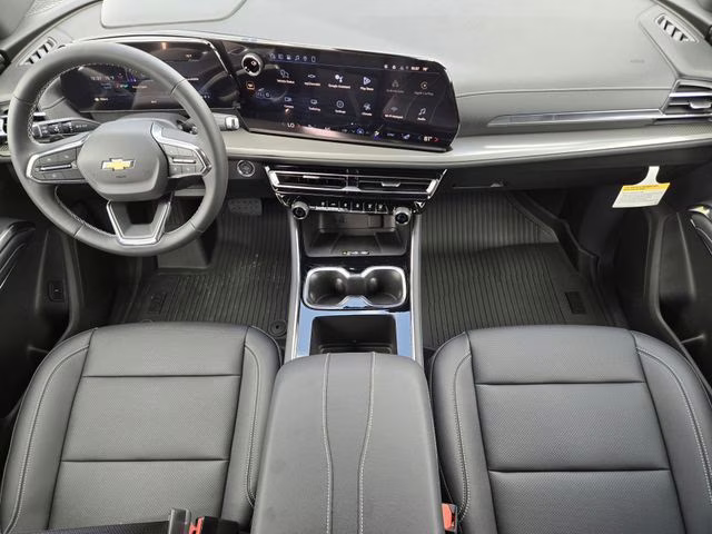 2026 Sterling Gray Metallic Chevrolet Traverse LT FWD SUV