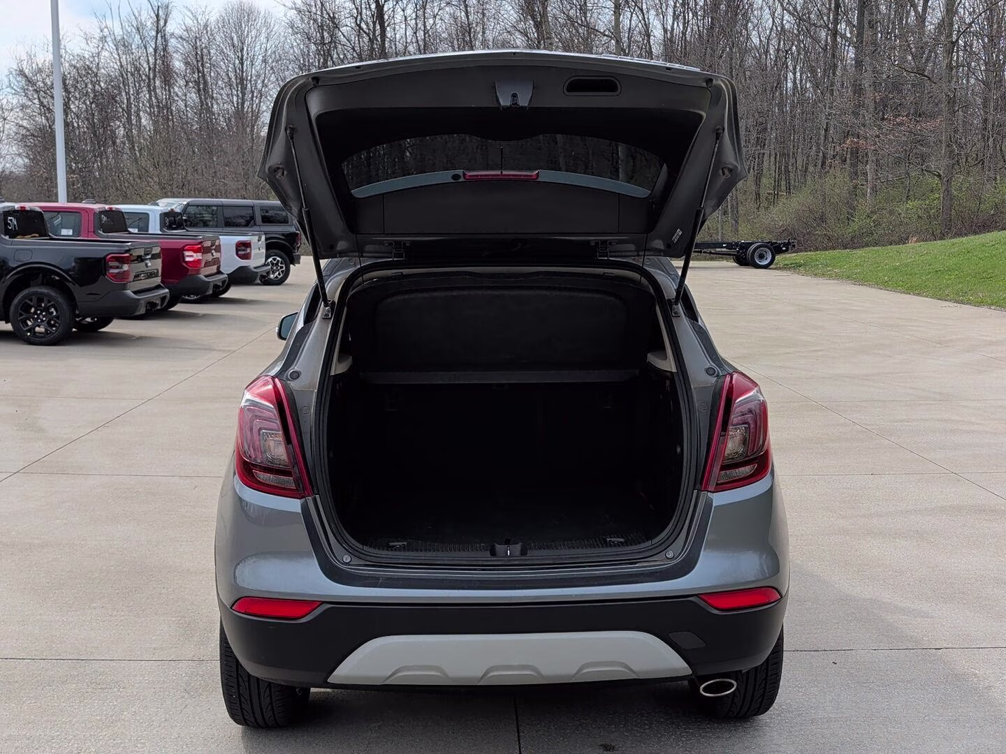 2019 Satin Steel Metallic Buick Encore Preferred FWD SUV
