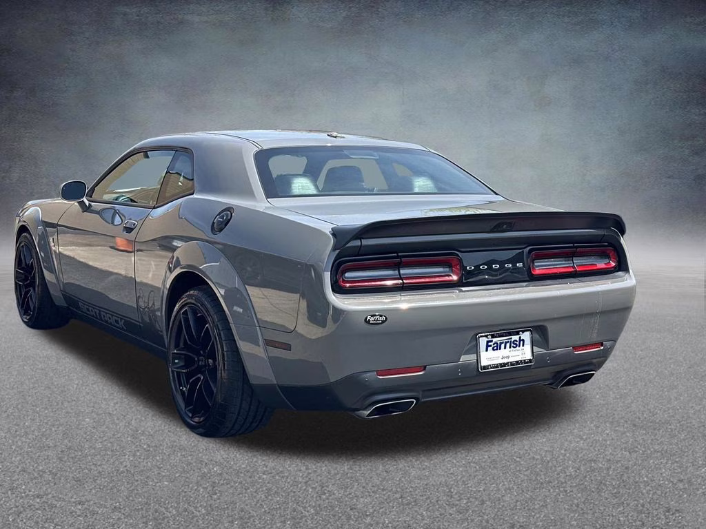 2019 Destroyer Gray Clearcoat Dodge Challenger R/T Scat Pack Widebody RWD Coupe