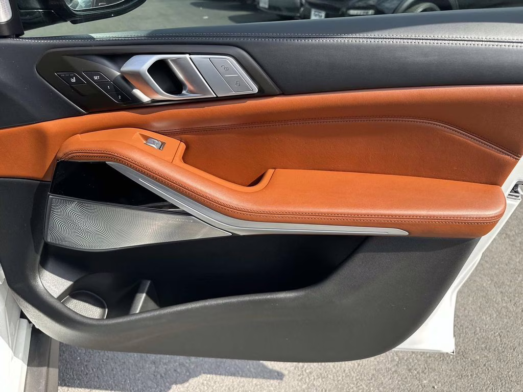 2021 Alpine White BMW X7 ALPINA XB7 AWD SUV