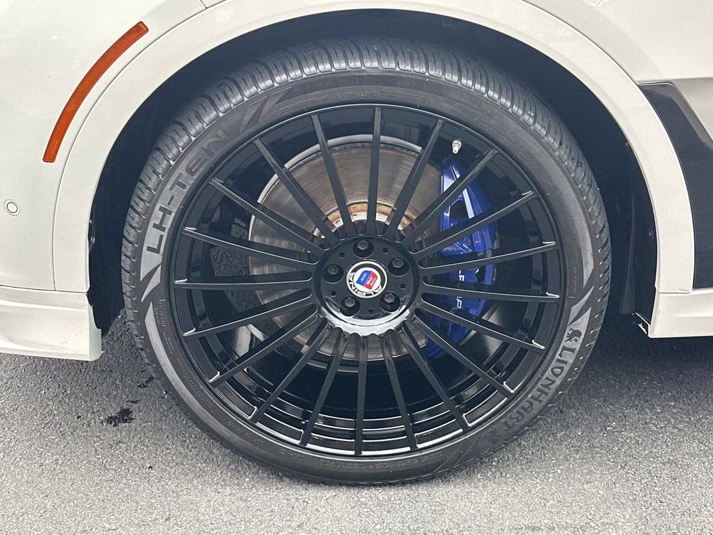 2021 Alpine White BMW X7 ALPINA XB7 AWD SUV