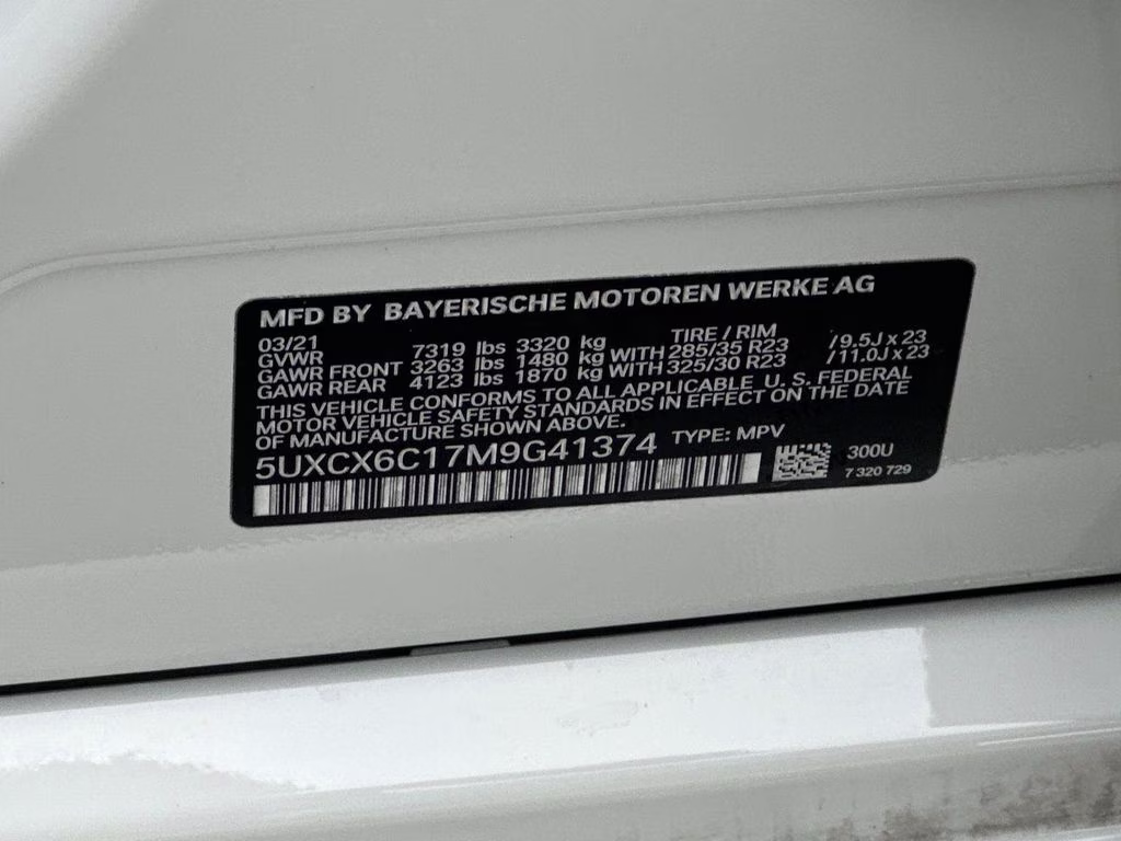 2021 Alpine White BMW X7 ALPINA XB7 AWD SUV