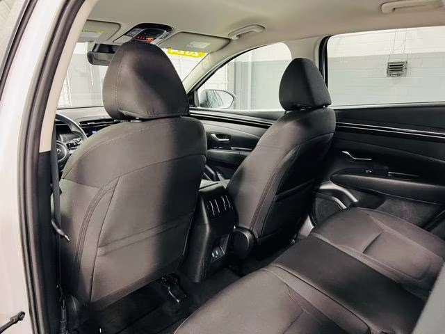 2024 White Pearl Hyundai Tucson SEL FWD SUV