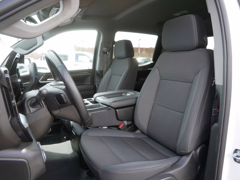 2024 Summit White GMC Sierra 1500 SLE 4X4 Truck