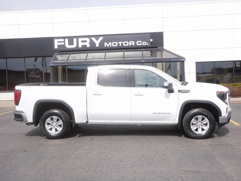 2024 Summit White GMC Sierra 1500 SLE 4X4 Truck